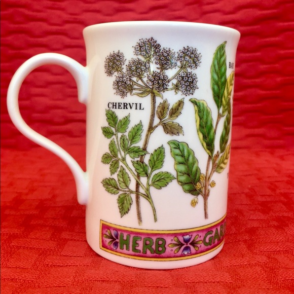 A set of two England Crown Trent bone china mugs - Picture 3 of 10